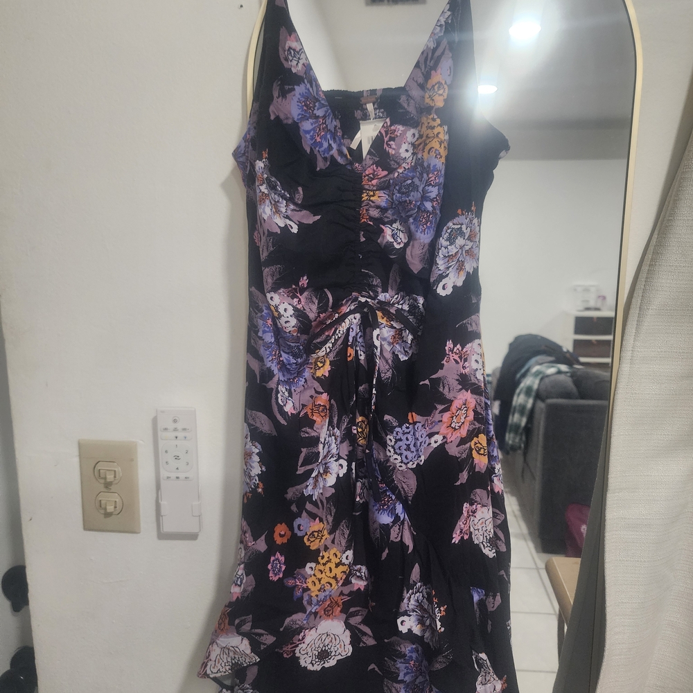 Free People Black Floral Mini Wrap Dress NWT - Picture 3 of 9